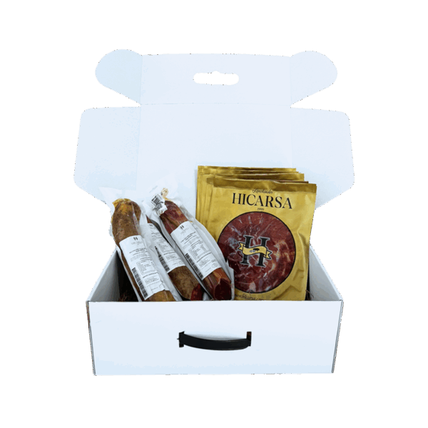 Caja con productos del lote 2